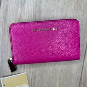 Michael Kors Jet Set Small Zip Around Card Case Wild Berry